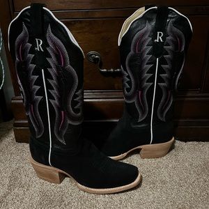 Randy Watson women’s boot size 6B